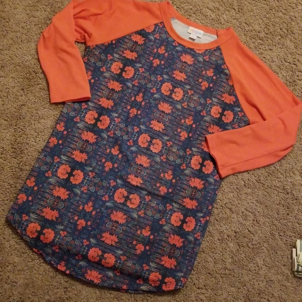 Lularoe Randy Baseball Tee